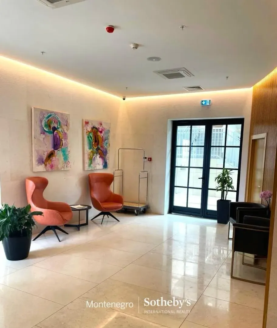 Prodaja, trosoban stan, 136m², Rafailovići, Budva