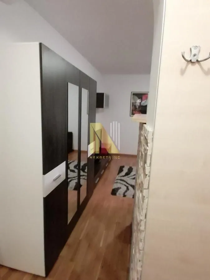Rent, studio apartment, 28m², Bulevar Oslobodjenja, Novi Sad Sve Podlokacije