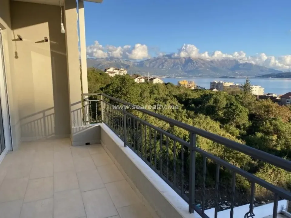 Sale, studio apartment, 43m², Đenovići, Herceg Novi