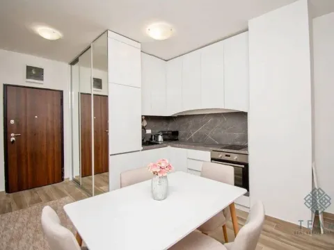 Sale, one bedroom apartment, 46m², Bulevar, Budva - image 4