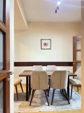 Izdavanje, trosoban stan, 100m², Centar, Podgorica - image 8