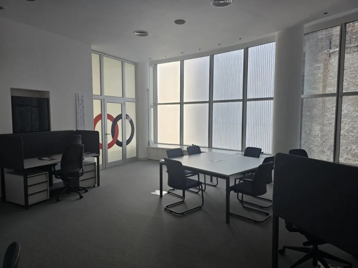 Rent, office space, 215m², Savski Venac, Beograd