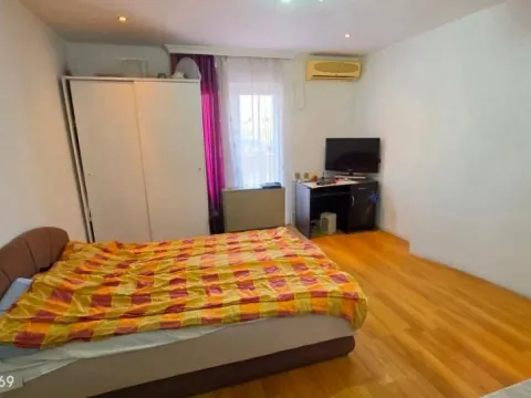 Prodaja, kuća, 453m², Zemun Sve Podlokacije, Beograd - image 16