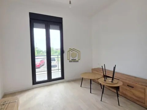 Rent, one bedroom apartment, 48m², Tološi, Podgorica - image 4