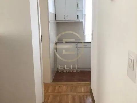 Izdavanje, jednosoban stan, 34m², Socijalno, Novi Sad Sve Podlokacije - image 3