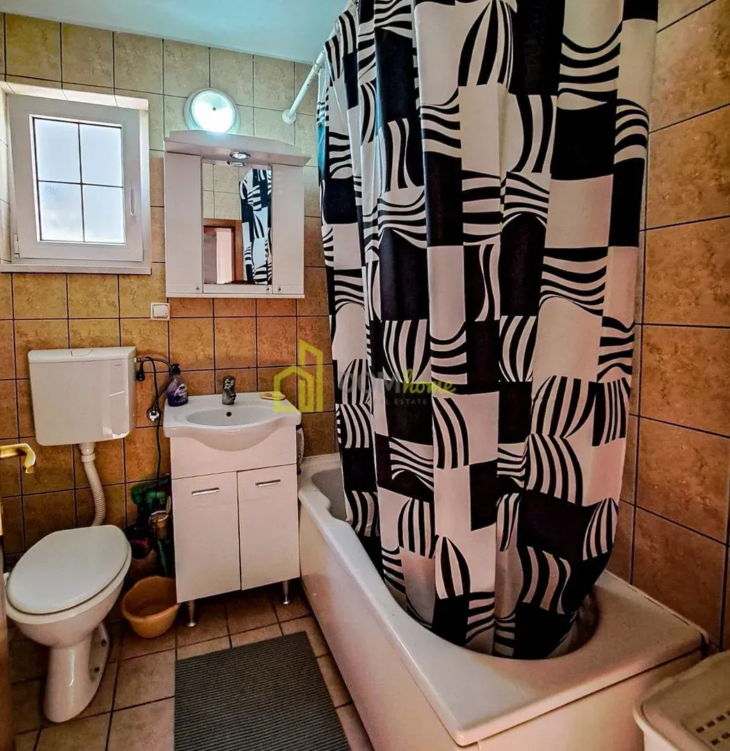 Sale, four bedroom apartment, 75m², Makedonsko naselje, Bar