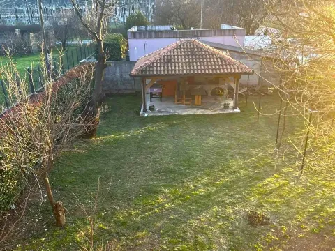 Rent, two bedroom apartment, 75m², Tološi, Podgorica - image 10