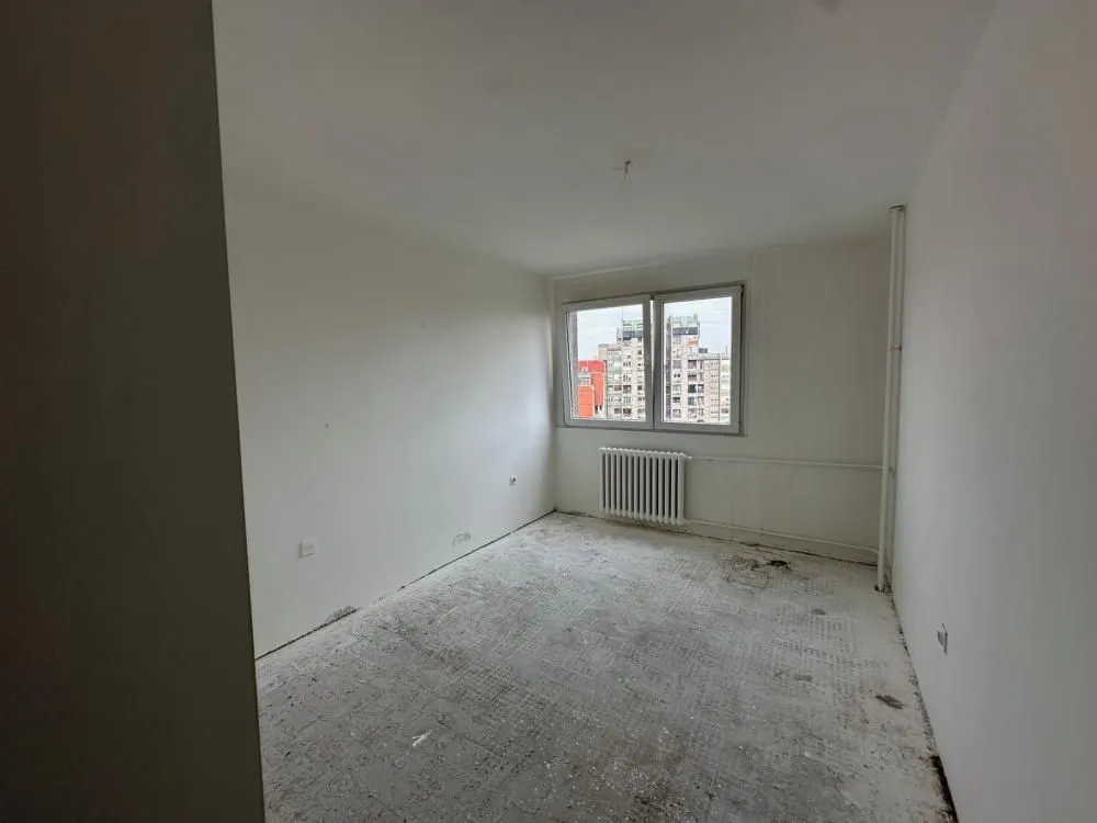 Prodaja, trosoban stan, 77m², Banjica, Voždovac Sve Podlokacije