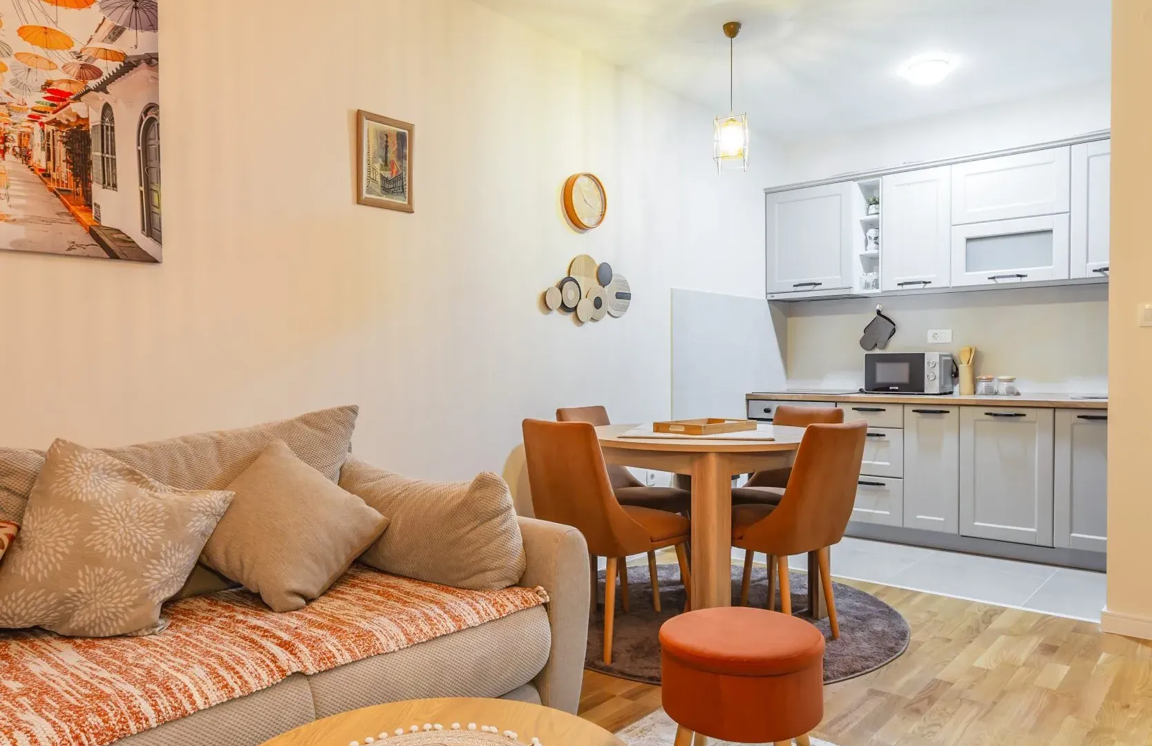 Izdavanje, jednosoban stan, 48m², Pobrežje, Podgorica