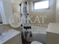 Izdavanje, kuća, 242m², Banovo Brdo, Beograd - image 12