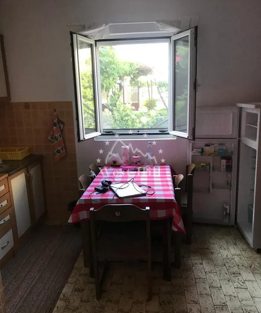 Prodaja, kuća, 105m², Herceg Novi, Crna Gora