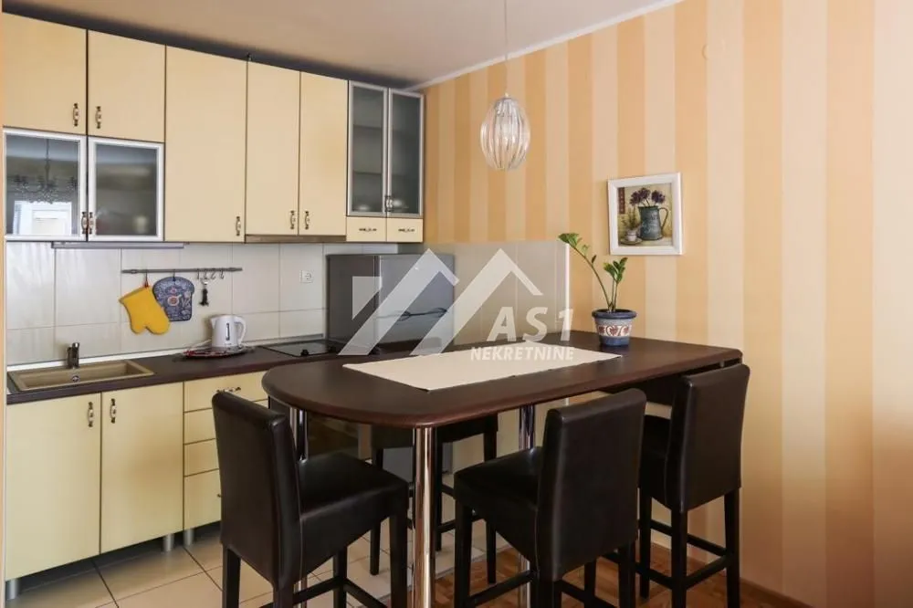 Rent, one bedroom apartment, 38m², Grbavica, Novi Sad Sve Podlokacije