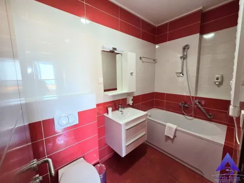 Prodaja, trosoban stan, 107m², Bečići, Budva - image 15