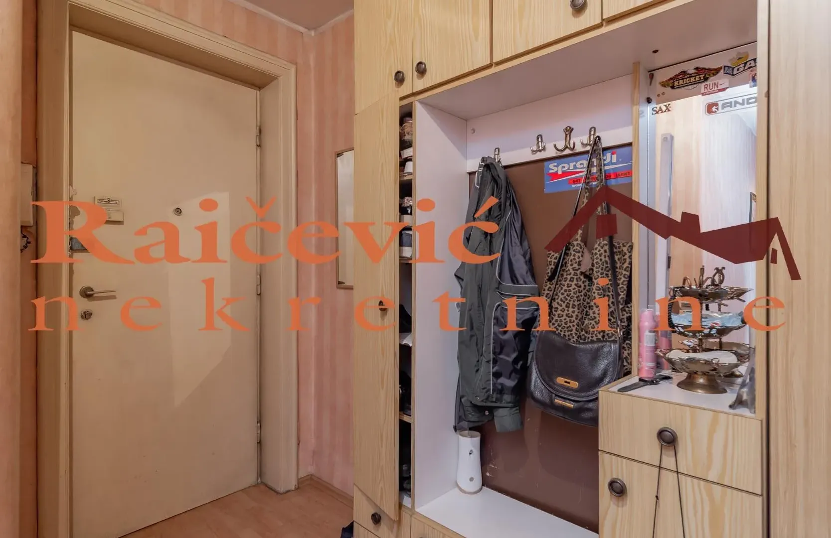 Prodaja, trosoban stan, 90m², Stari Grad, Beograd