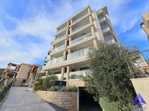 Prodaja, jednosoban stan, 52m², Bečići, Budva - image 5