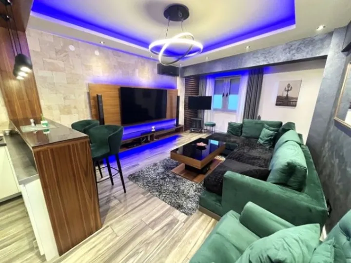 Rent, one bedroom apartment, 52m², Centar, Bar