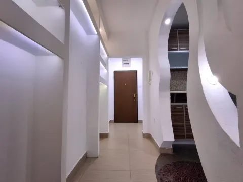 Izdavanje, stan, 68m², Stari Aerodrom, Podgorica - image 6