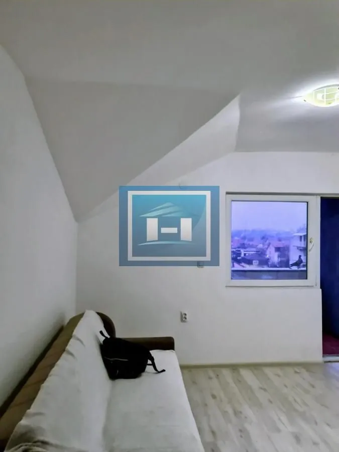 Prodaja, jednosoban stan, 50m², Centar, Paraćin