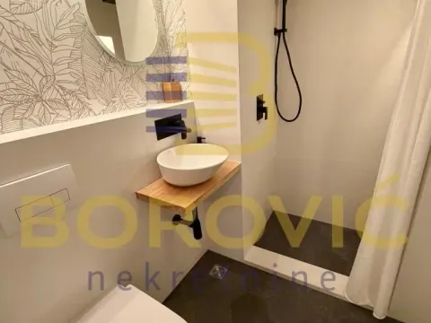 Sale, three bedroom apartment, 85m², Višnjička Banja, Palilula Sve Podlokacije - image 15
