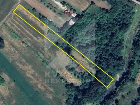 Zemljište in Novo Selo
