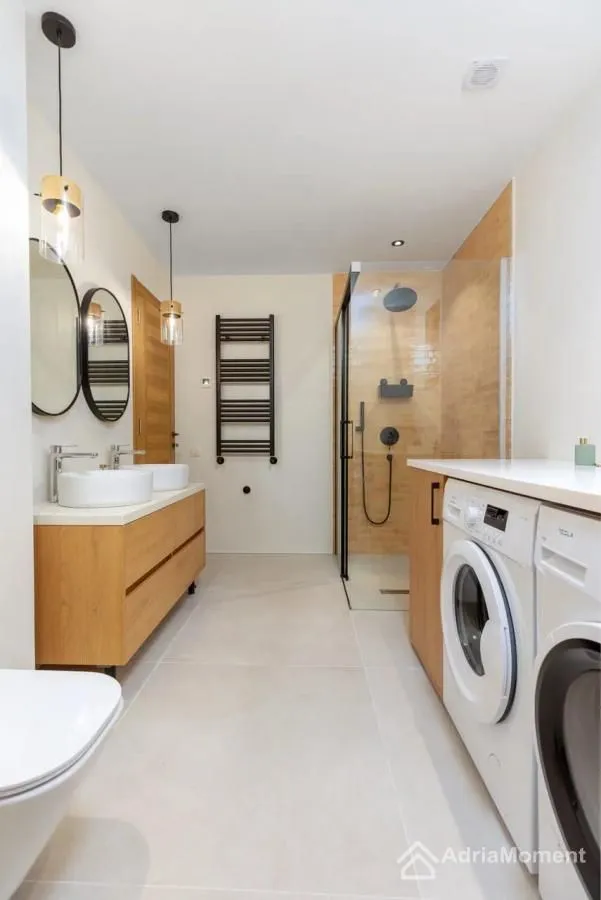 Sale, house, 110m², Škaljari, Kotor