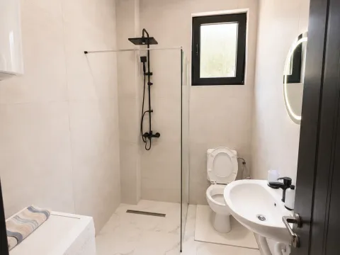 Izdavanje, jednosoban stan, 31m², Zagorič, Podgorica - image 7