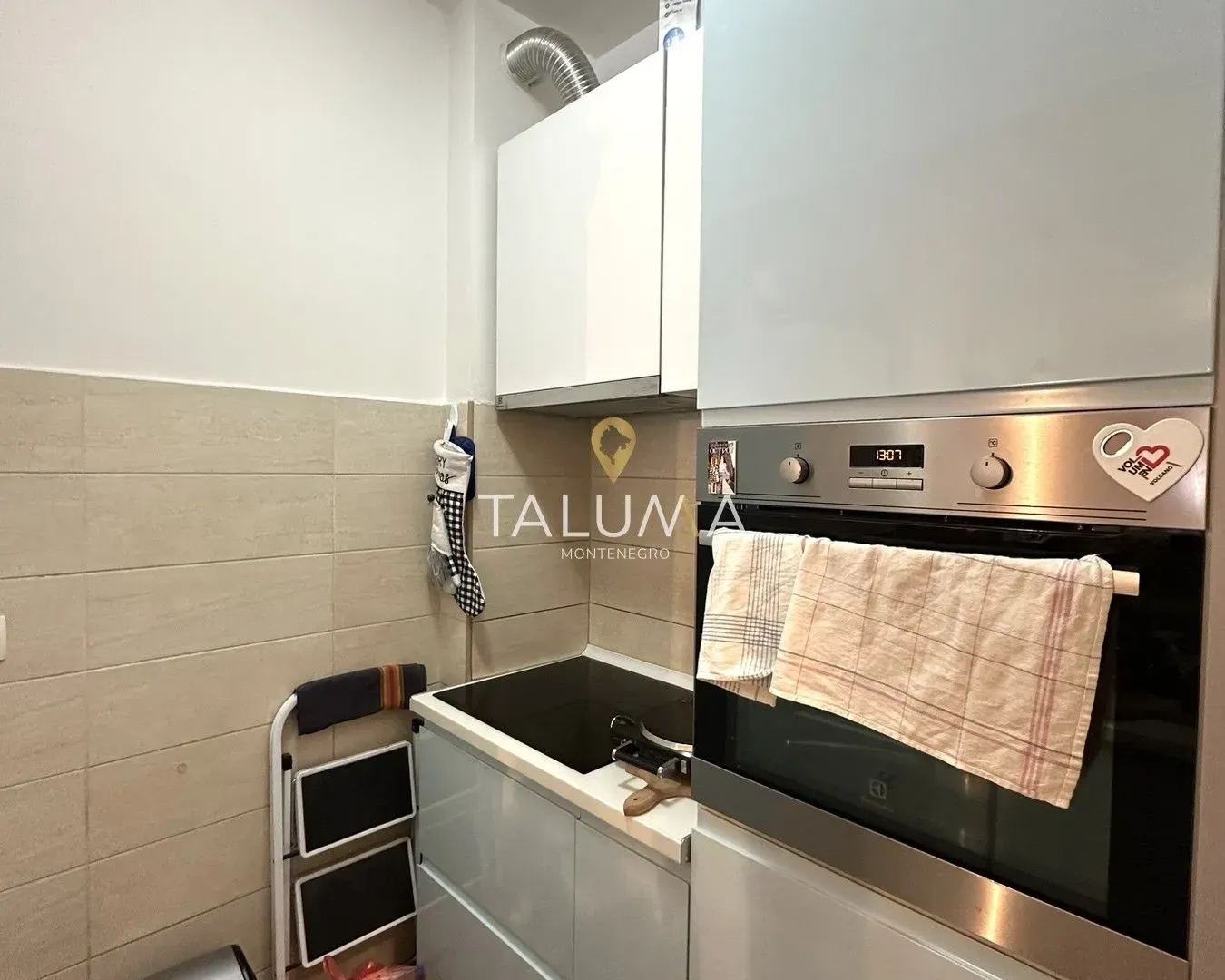 Prodaja, jednosoban stan, 51m², Tuški Put, Podgorica