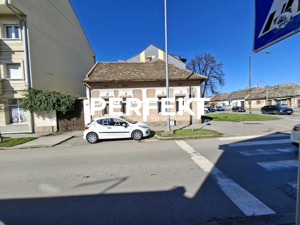 Prodaja, kuća, 180m², Centar, Pančevo