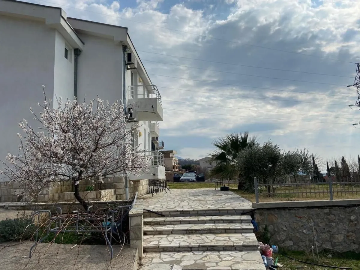 Sale, house, 220m², Sutomore, Bar