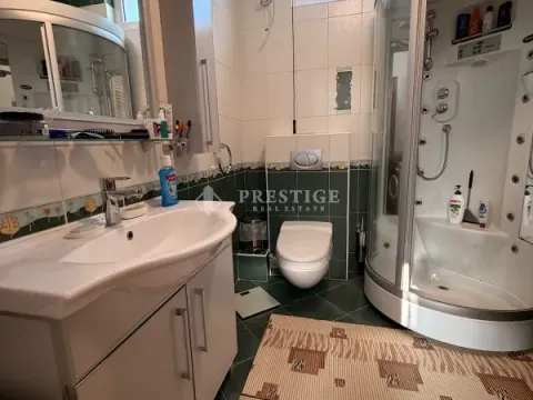 Rent, four bedroom apartment, 130m², Gorica C, Podgorica - image 9
