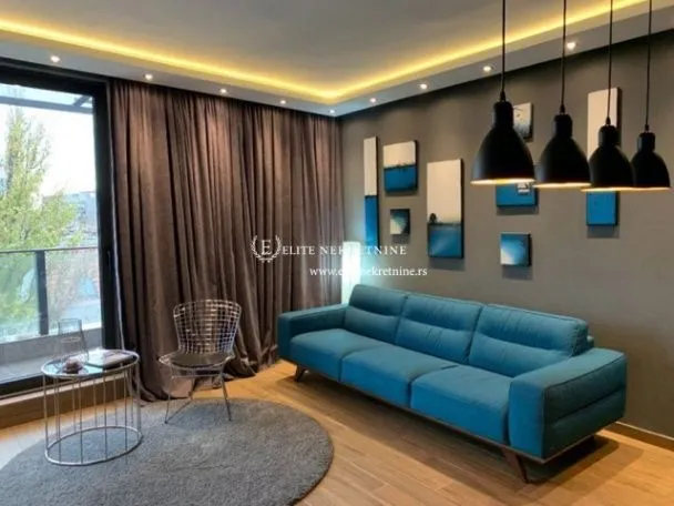 Rent, three bedroom apartment, 92m², Vračar Centar, Vračar Sve Podlokacije