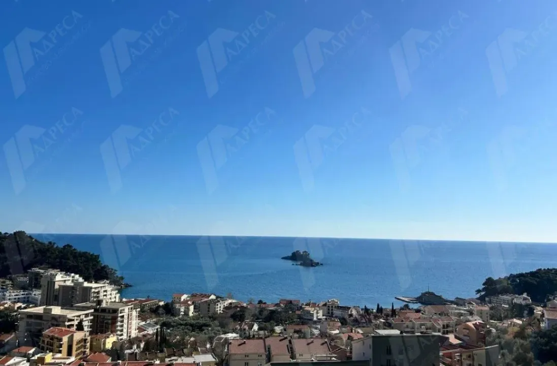 Prodaja, trosoban stan, 142m², Petrovac, Budva