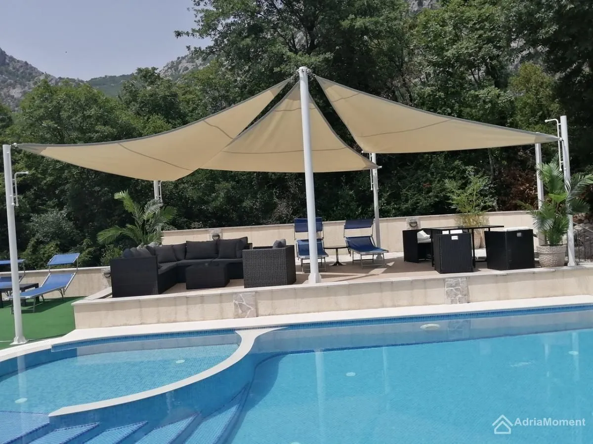 Prodaja, trosoban stan, 101m², Orahovac, Kotor