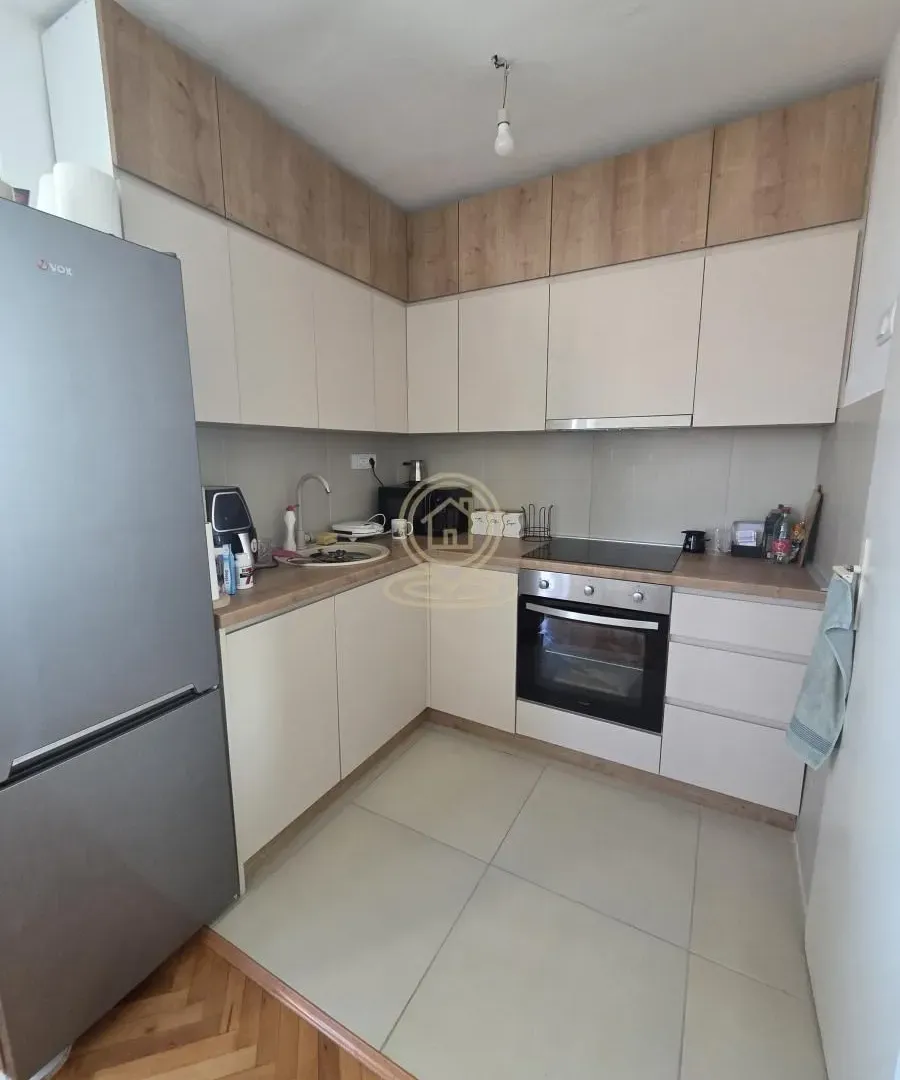 Prodaja, trosoban stan, 75m², Medijana, Niš
