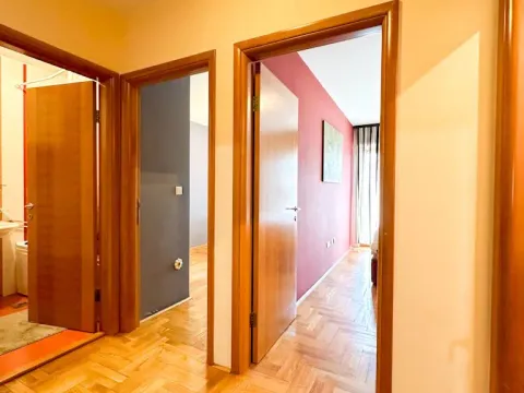 Rent, three bedroom apartment, 105m², Preko Morače, Podgorica - image 15