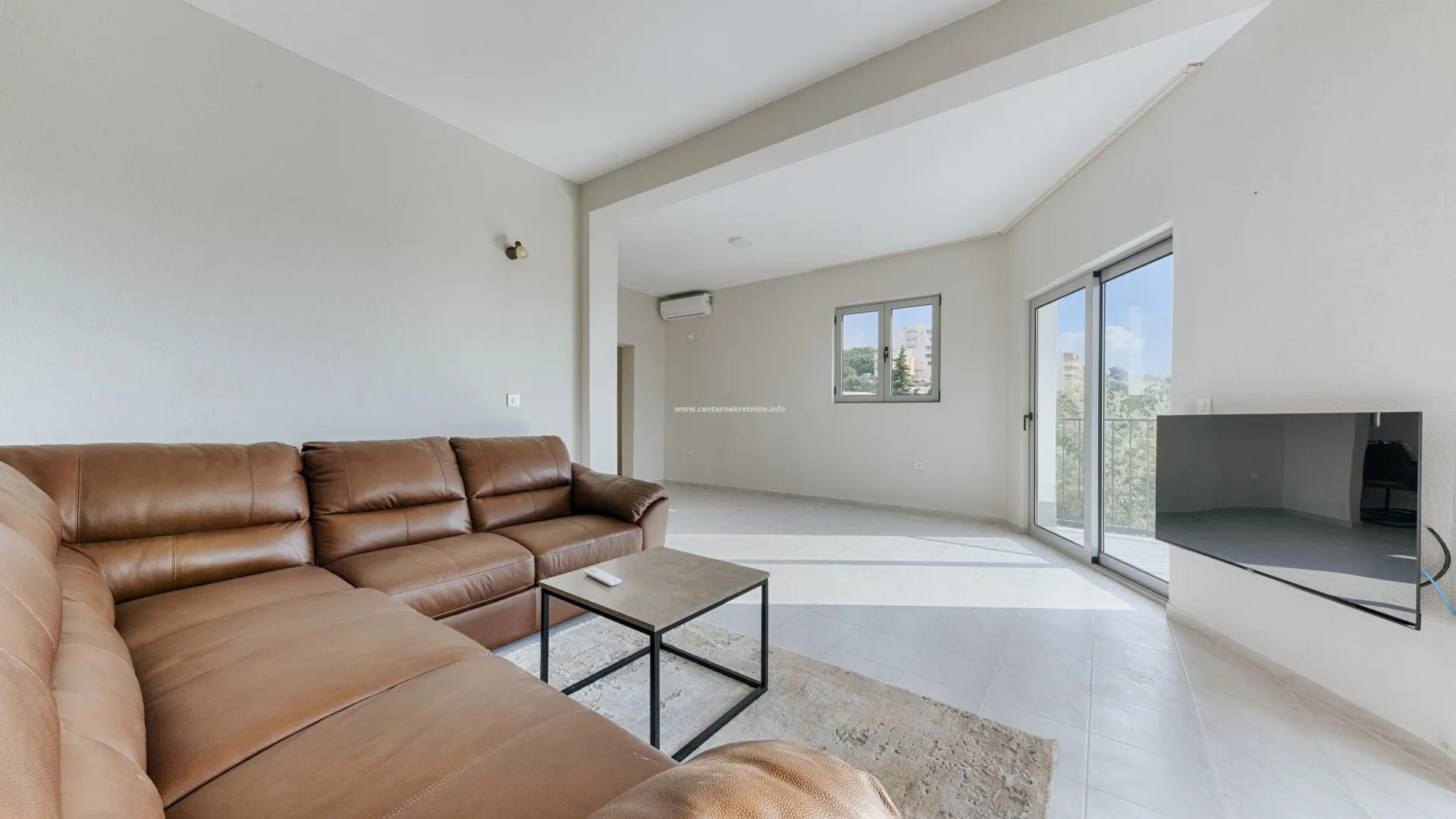 Sale, house, 250m², Utjeha, Bar