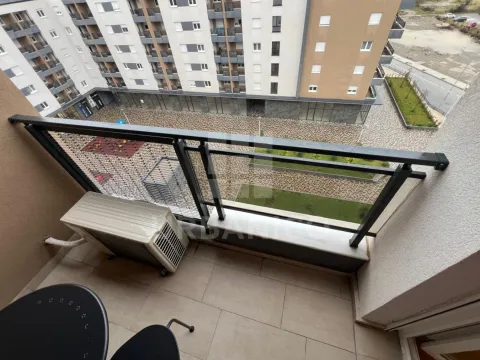 Rent, one bedroom apartment, 49m², Stari Aerodrom, Podgorica - image 11