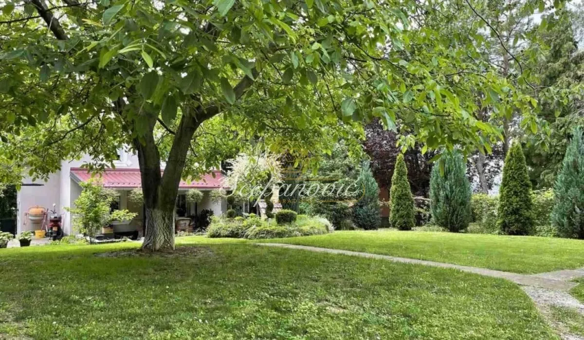 Prodaja, kuća, 280m², Sremska Kamenica, Petrovaradin