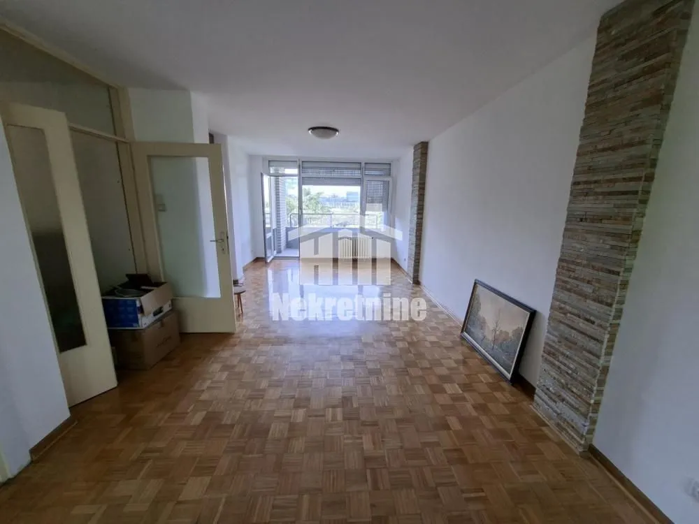 Prodaja, trosoban stan, 84m², Novi Beograd Sve Podlokacije, Beograd