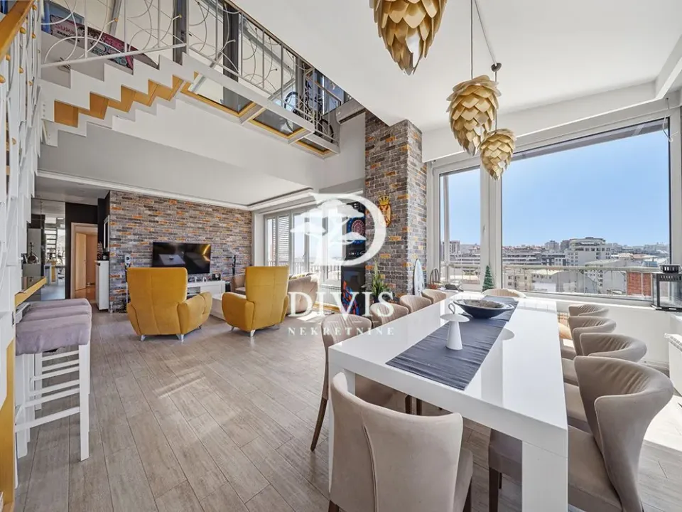 Prodaja, četvorosoban stan, 187m², Dorćol Sve Podlokacije, Beograd