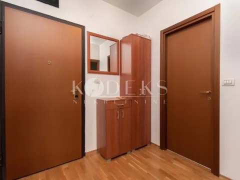 Izdavanje, jednosoban stan, 50m², City Kvart, Podgorica - image 3