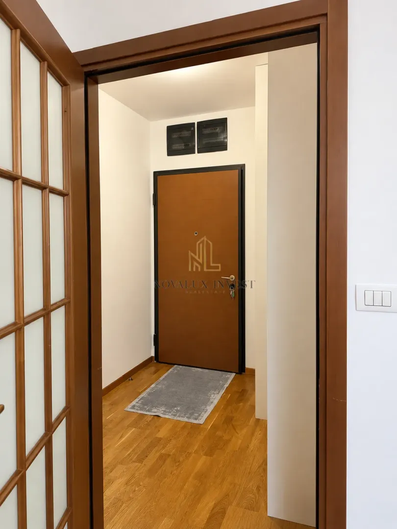 Izdavanje, dvosoban stan, 68m², City Kvart, Podgorica