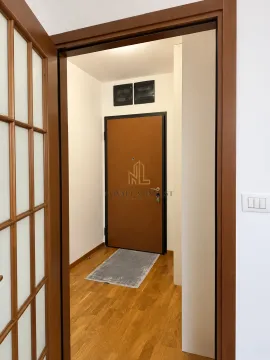 Izdavanje, dvosoban stan, 68m², City Kvart, Podgorica - image 10