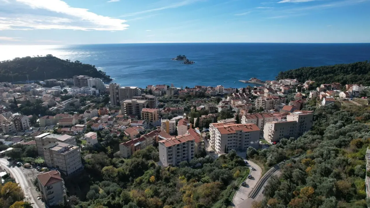 Sale, land lot, 1320m², Petrovac, Budva