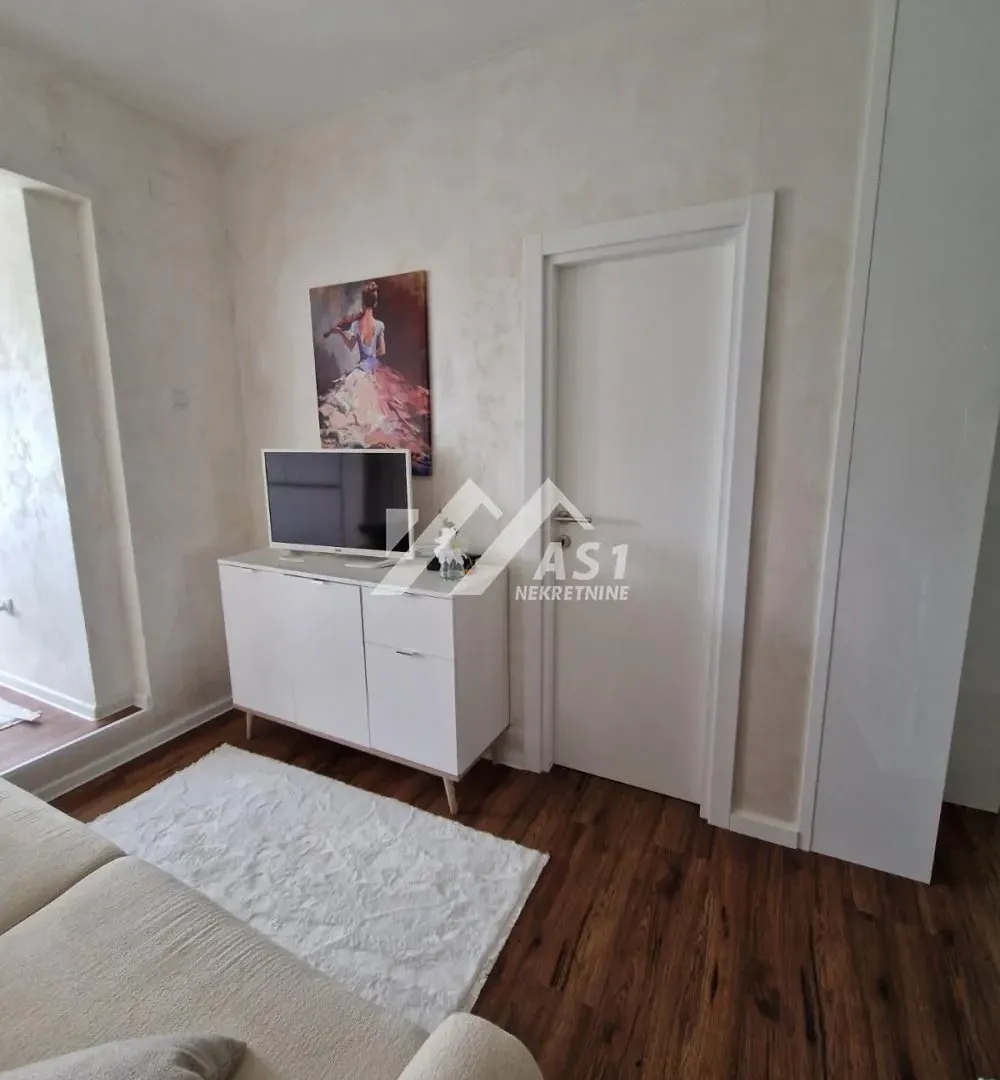 Prodaja, jednosoban stan, 34m², Kej, Novi Sad Sve Podlokacije