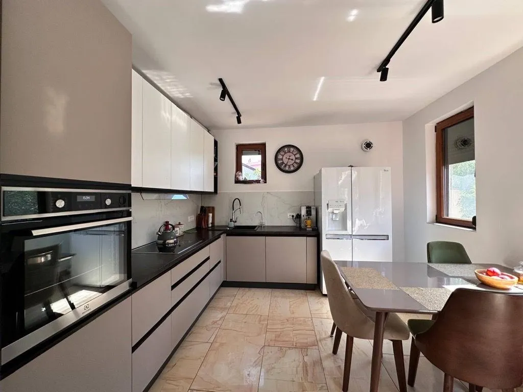 Sale, house, 165m², Bjeliši, Bar