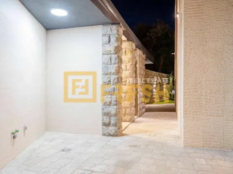 Sale, house, 240m², Budva, Crna Gora - image 43