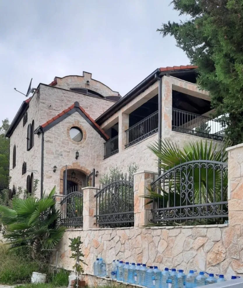 Sale, house, 183m², Zagrađe, Bar