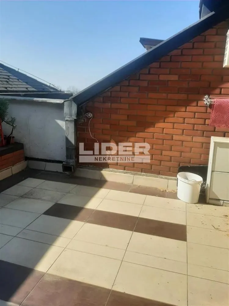 Prodaja, četvorosoban stan, 109m², Galenika, Beograd