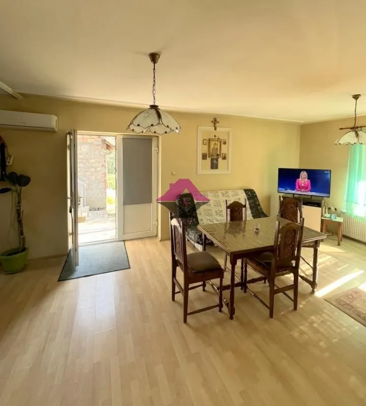 Prodaja, kuća, 200m², Klisa, Novi Sad Sve Podlokacije